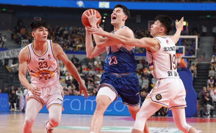 球赛风云再起，胜负难料悬念重重的简单介绍