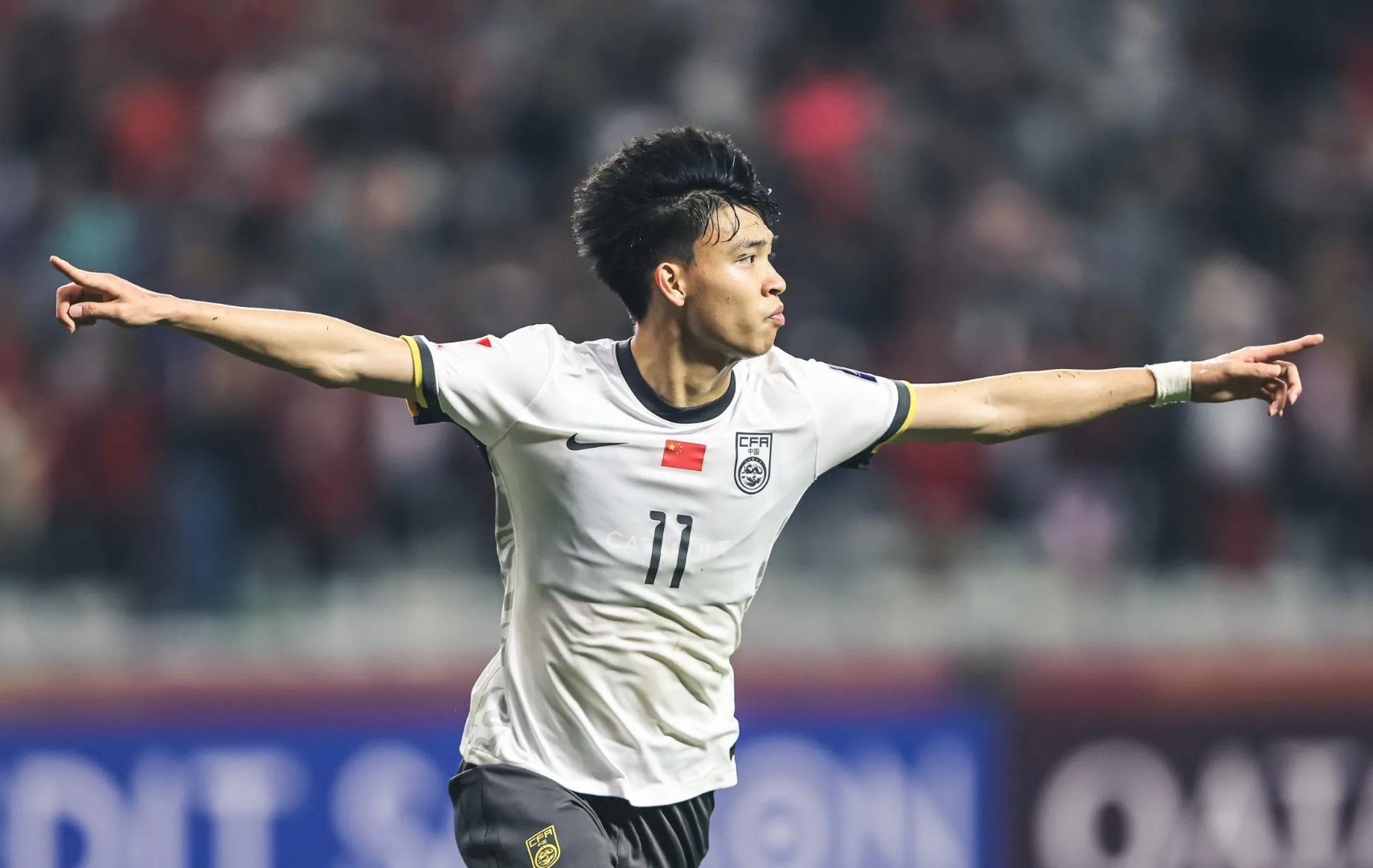 关于职业球队即将迎来关键一仗，备战纷呈的信息