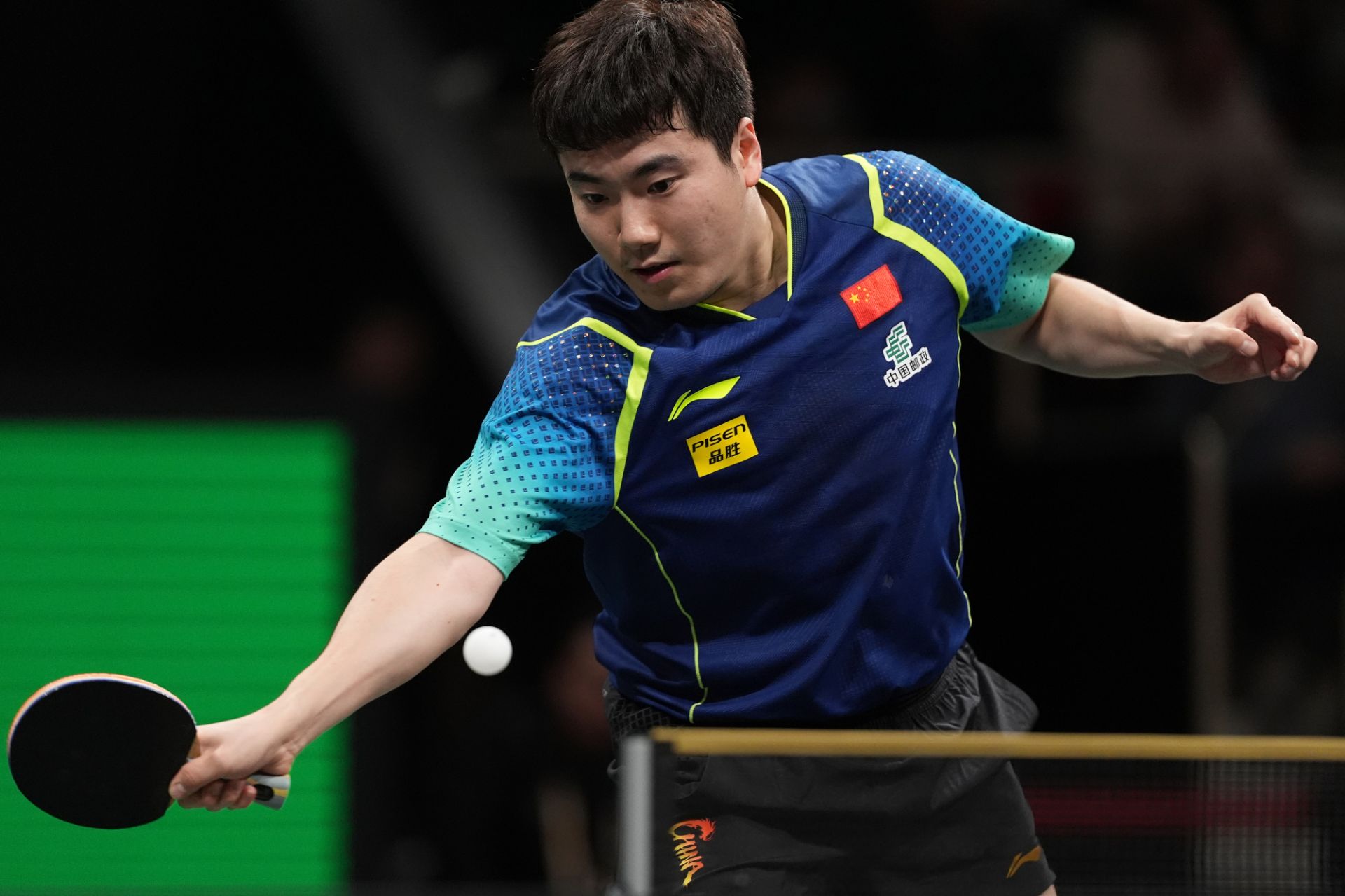 罗马尼亚队苦战至底，争取晋级的简单介绍