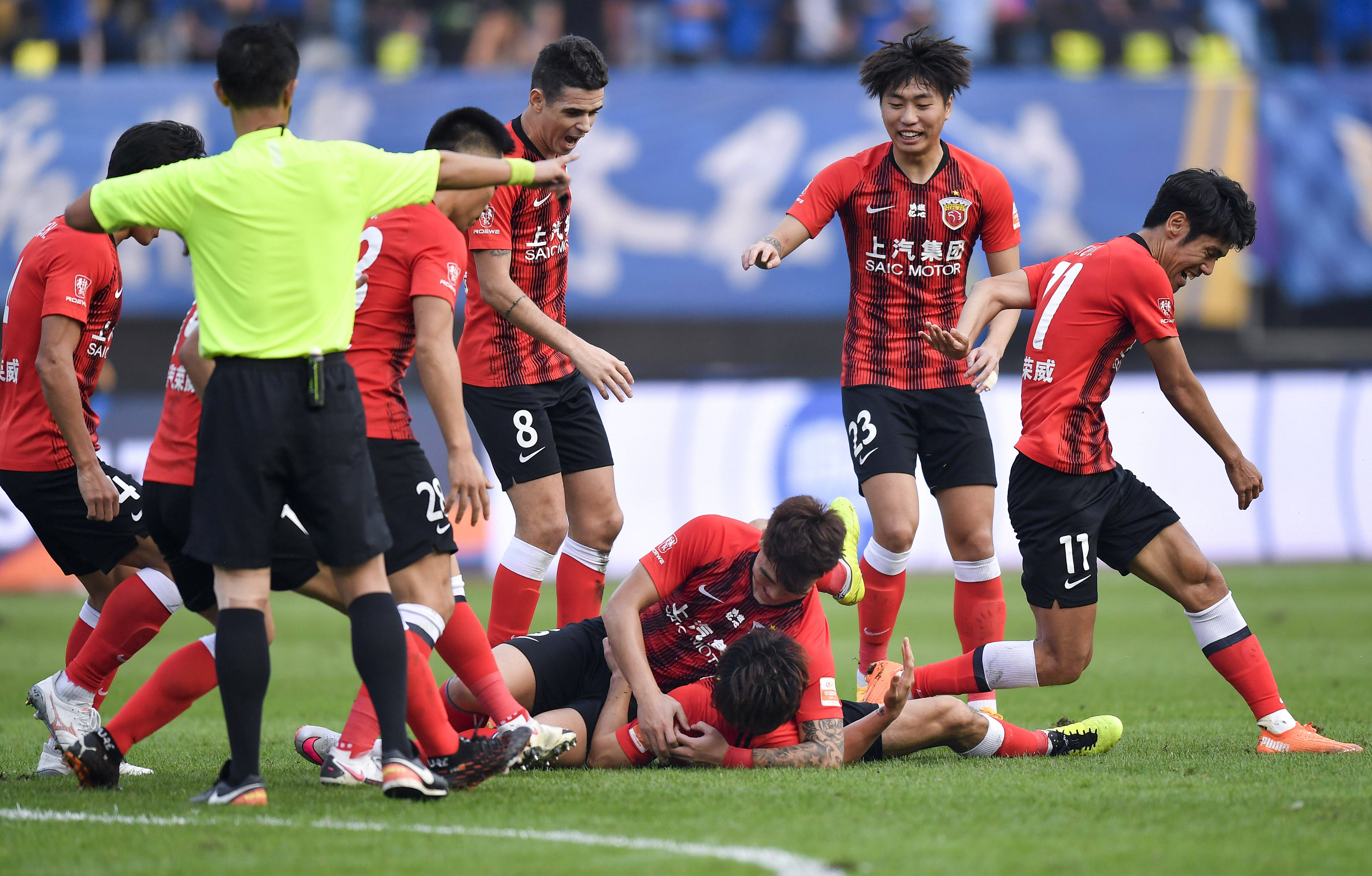 关于贵州恒丰主场不敌上海上港,遭遇三连败的信息 关于贵州恒丰主场不敌上海上港,遭遇三连败的信息