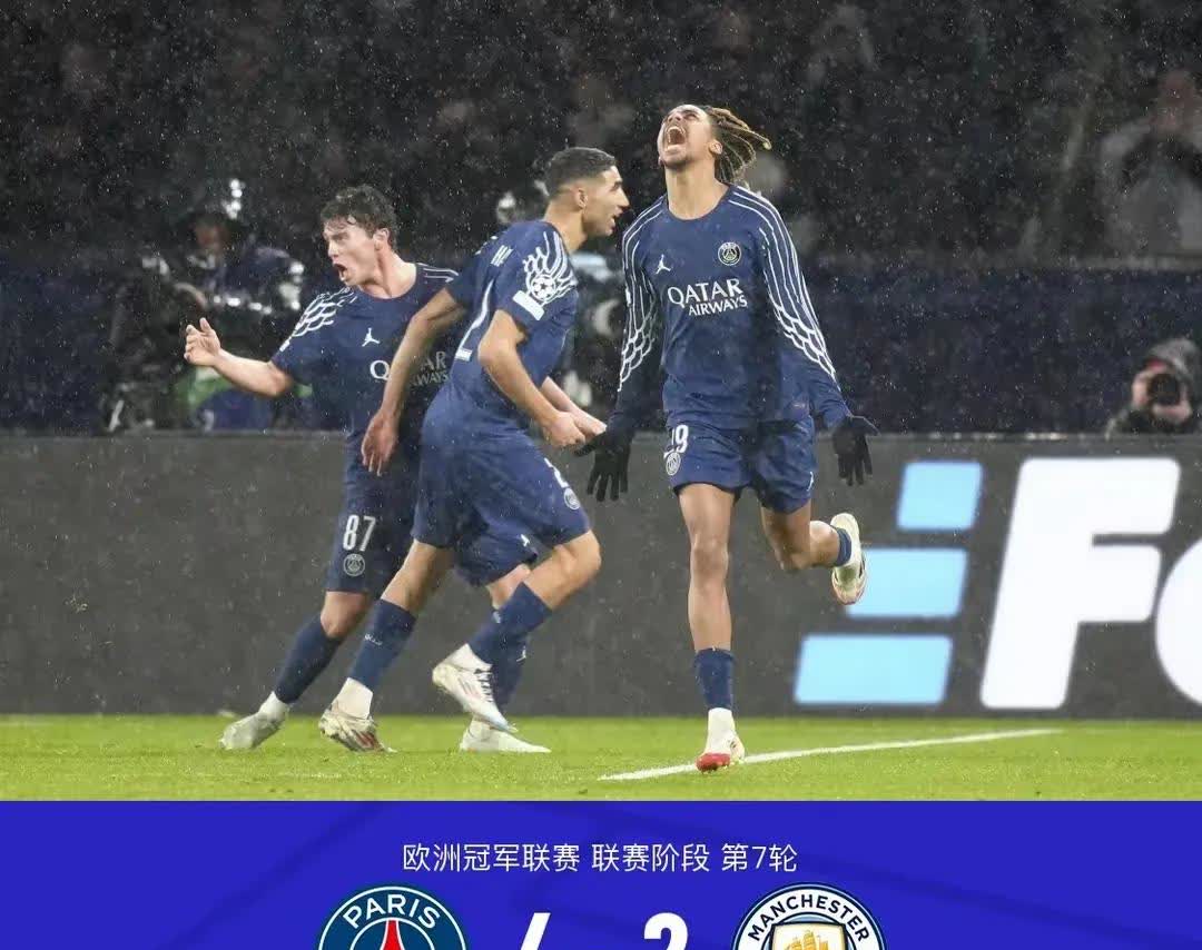 包含巴黎圣日耳曼主场告捷，巩固领先优势的词条