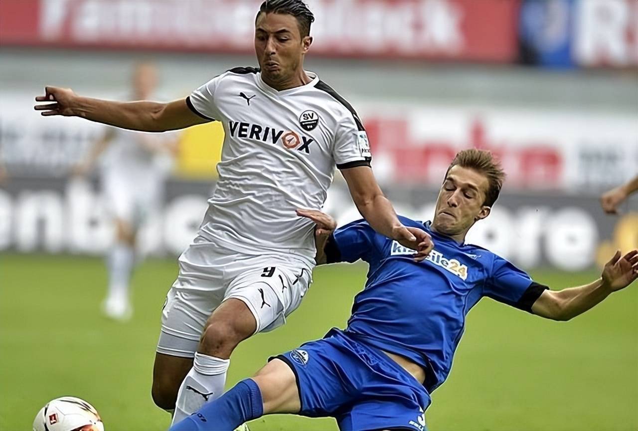 关于弗赖堡惨败多特蒙德,遭遇联赛第一败的信息 关于弗赖堡惨败多特蒙德,遭遇联赛第一败的信息