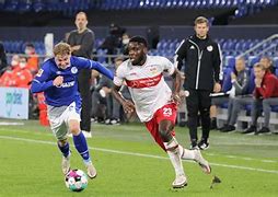 沙尔克再度受挫,陷入连败泥沼的简单介绍 沙尔克再度受挫,陷入连败泥沼的简单介绍