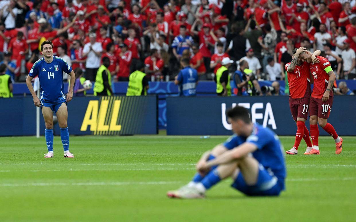 爱游戏中国官网-欧预赛看点：犹如曲折情感大片，令人动容的简单介绍