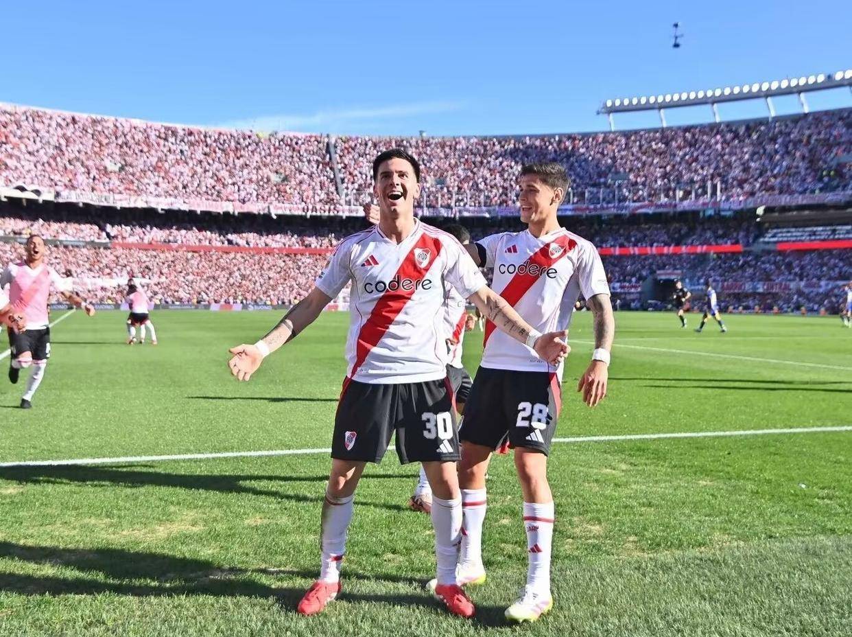 欧洲豪门球队在亚洲球场展现实力