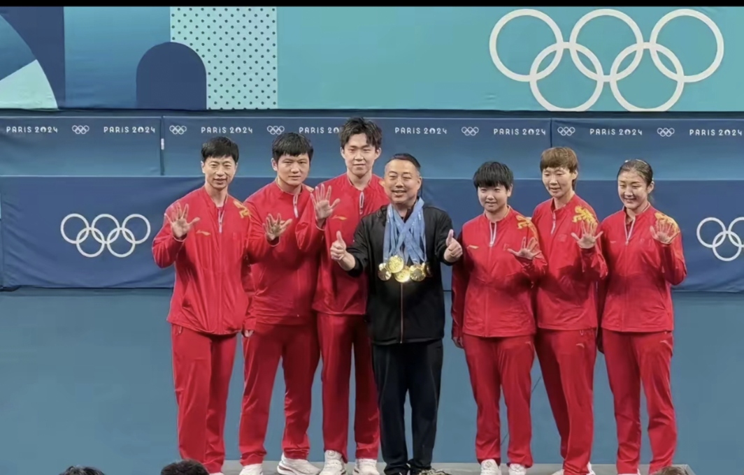 球队在比赛中体现出的团队合作精神