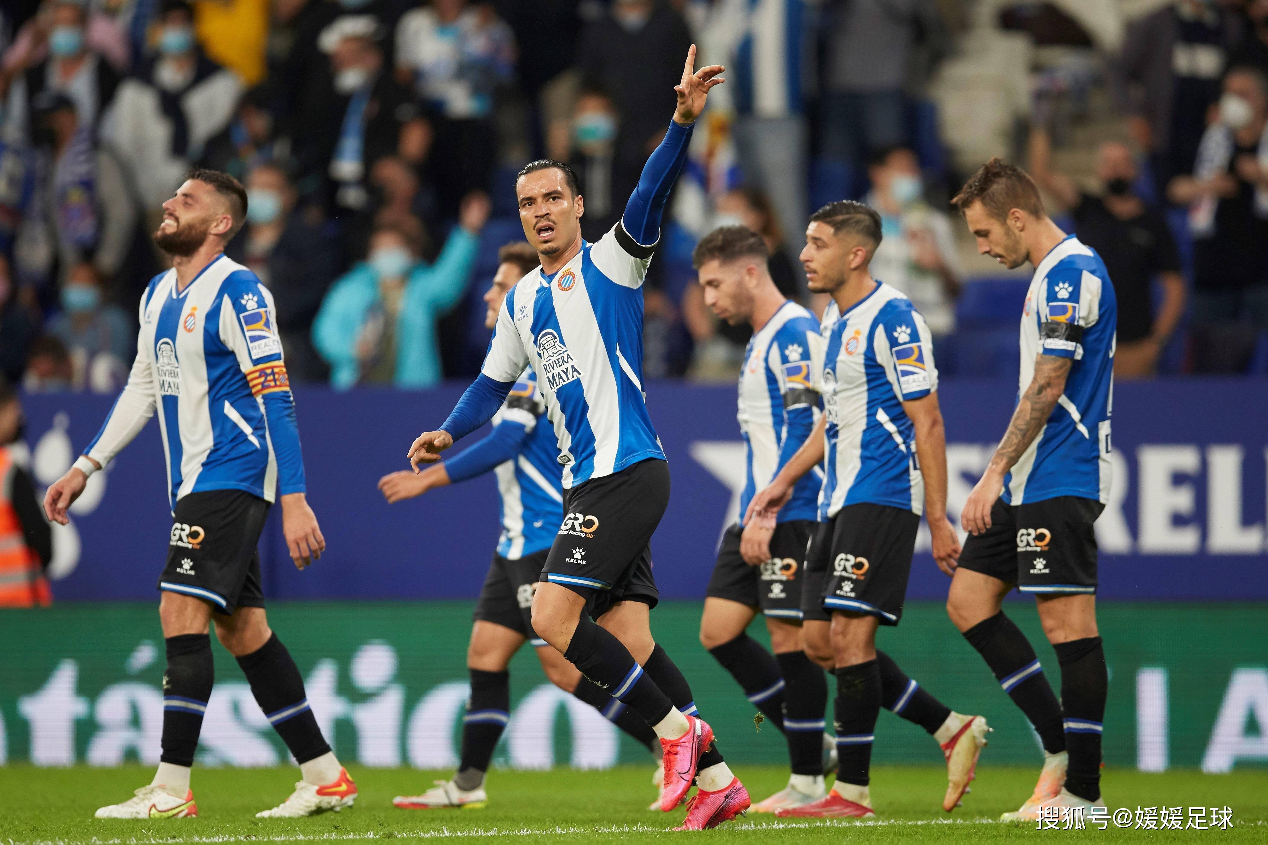 爱游戏app-塞尔塔维戈主场平局，难挽败局