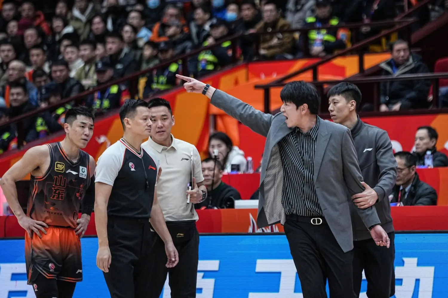 关于马拉加回到胜利轨道，取得一波连胜的信息