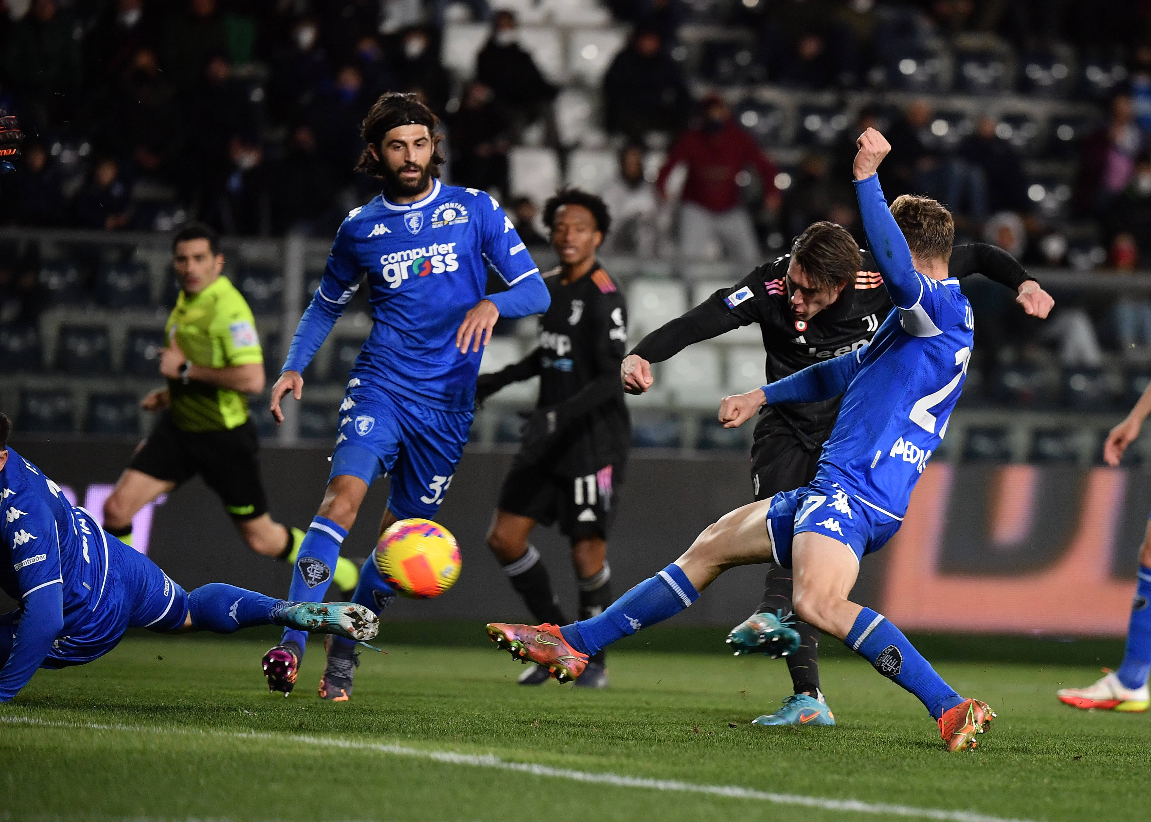 爱游戏网页版-包含沃特福德客场惨败，保级形势严峻的词条