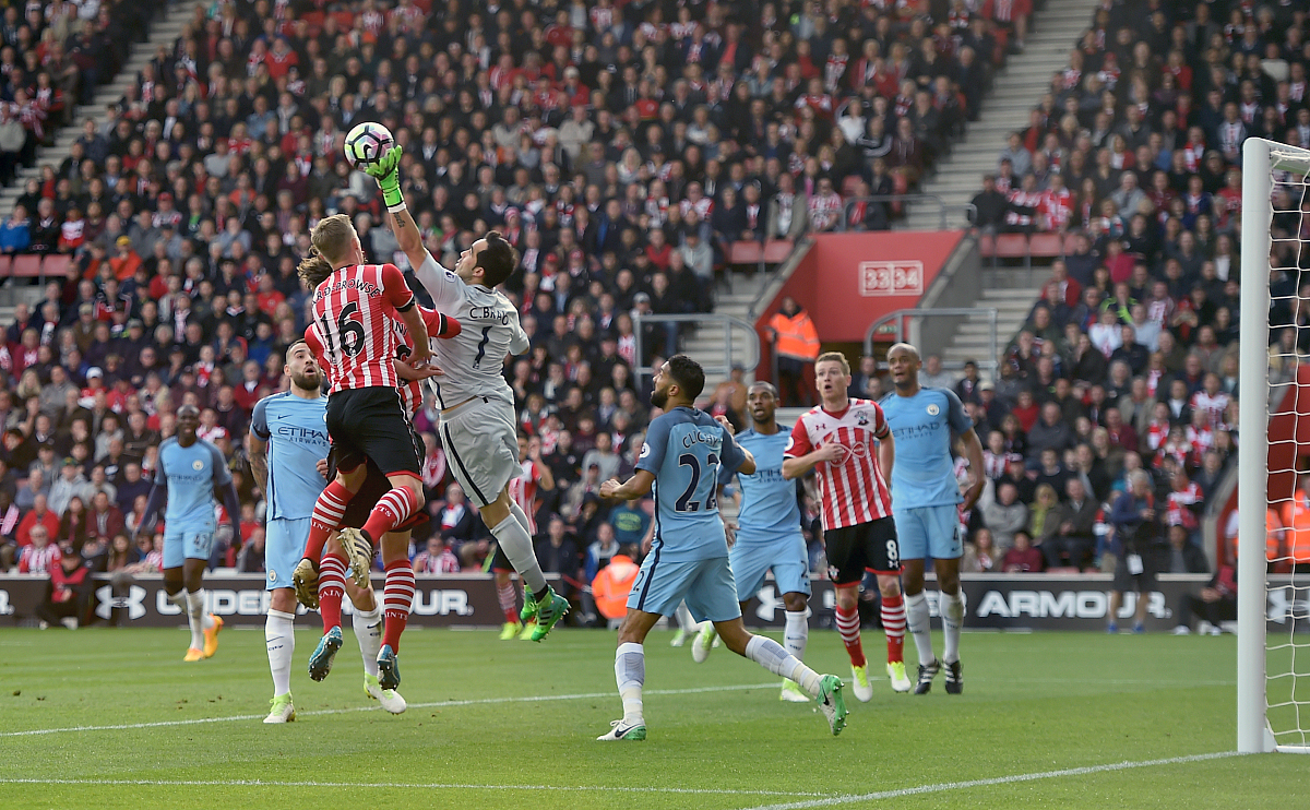 爱游戏登录入口-埃弗顿主场不敌对手，主场告终