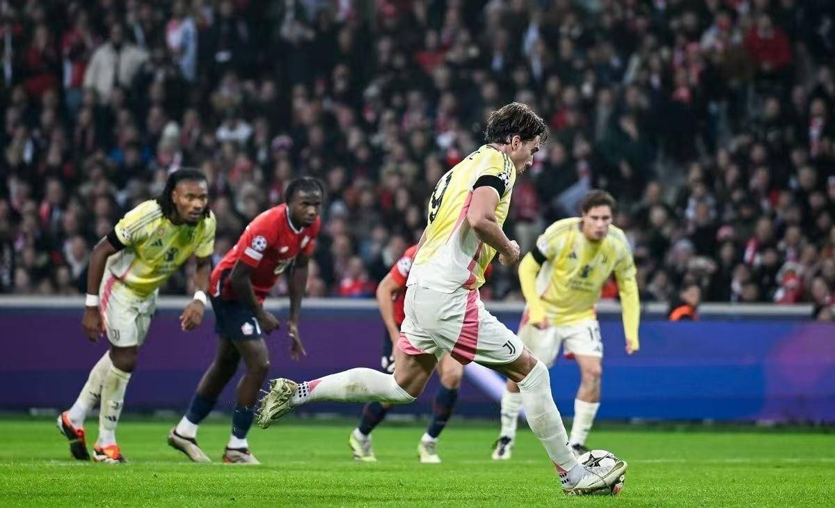 关于曼城攻击火力全开，取得连胜稳住英超榜首的信息