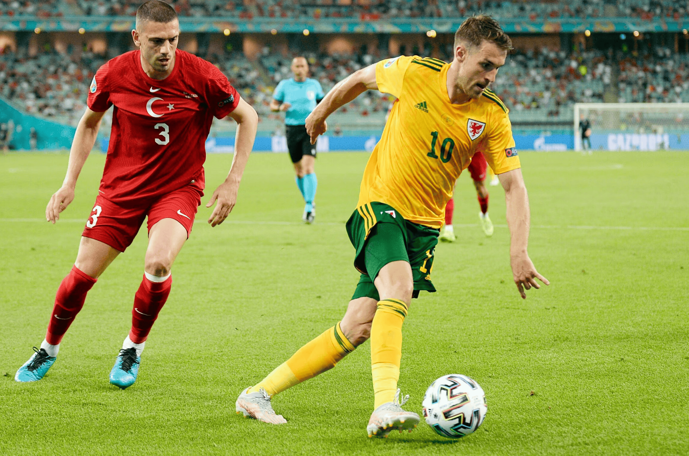 爱游戏官网-多特蒙德客场逆转成功，取得关键三分