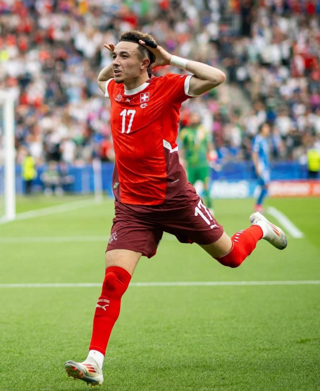 瑞士队奋力一搏，终获晋级之机的简单介绍