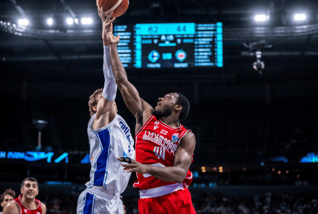 爱游戏官方入口-欧锦赛赛事频繁开炮，球队纷纷上演精彩表现