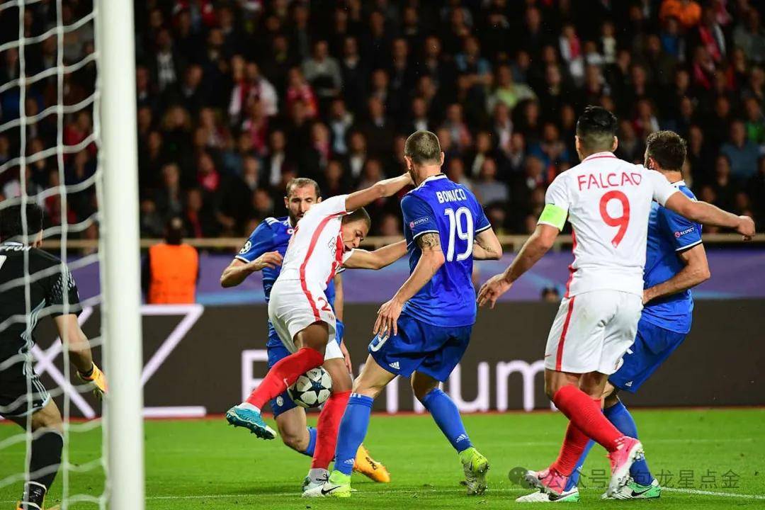 爱游戏中国官网-斯图加特胜负德比，联赛厮杀激烈